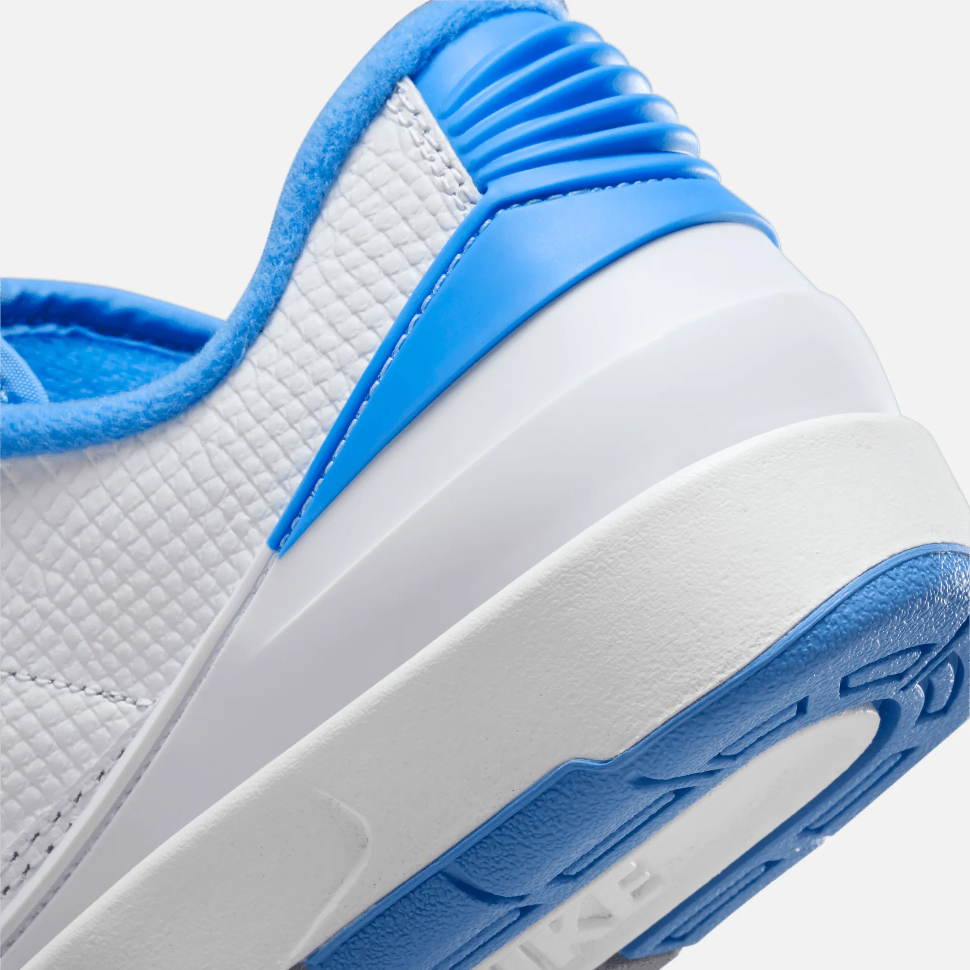 Air Jordan 2 Retro Low UNC (GS)