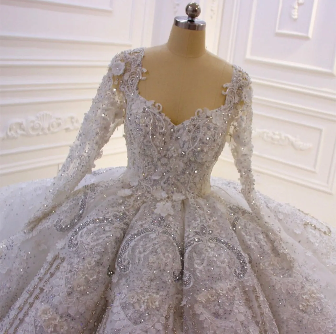 AM285 Long Sleeve Crystal 3D Flowers Royal Luxury Wedding Dress