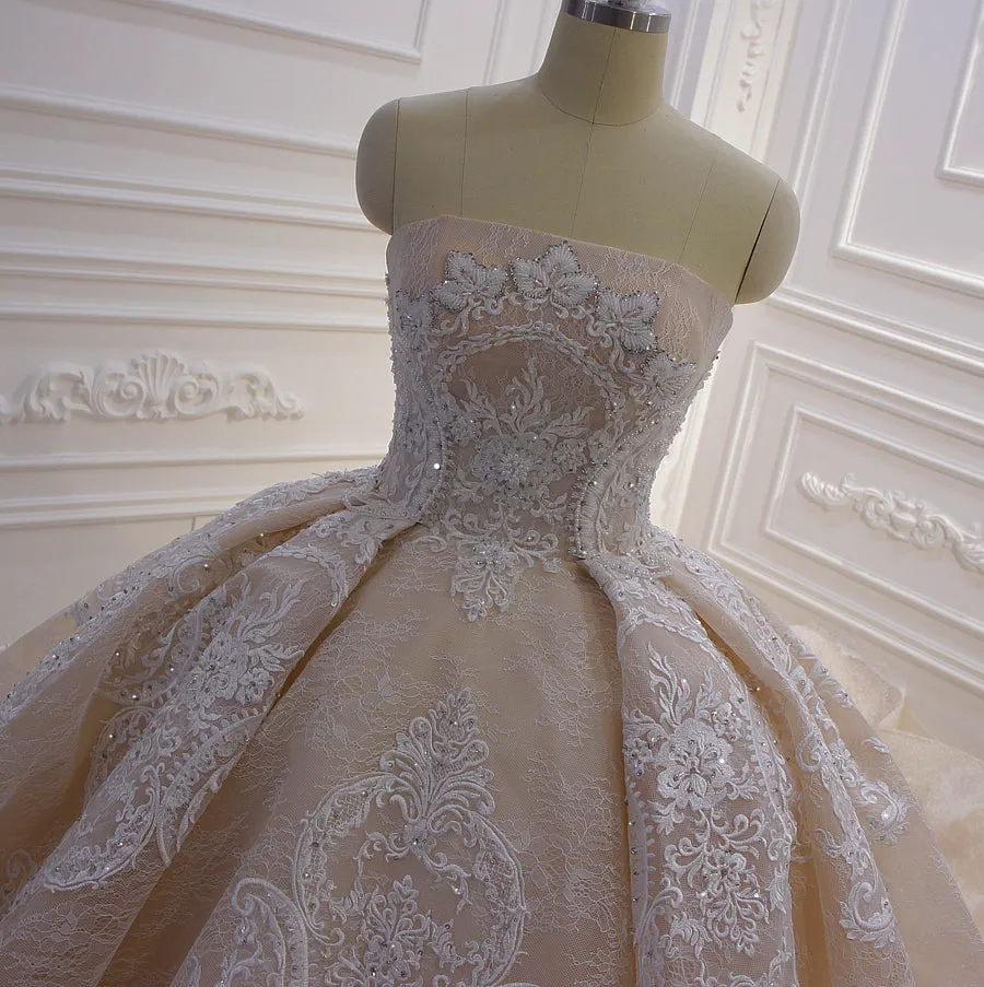 AM549 robe de marier Lace Applique Fluffy Ball Gown Strapless Wedding Dress