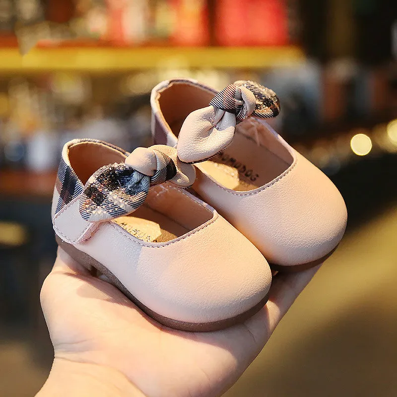 Baby soft bottom toddler shoes