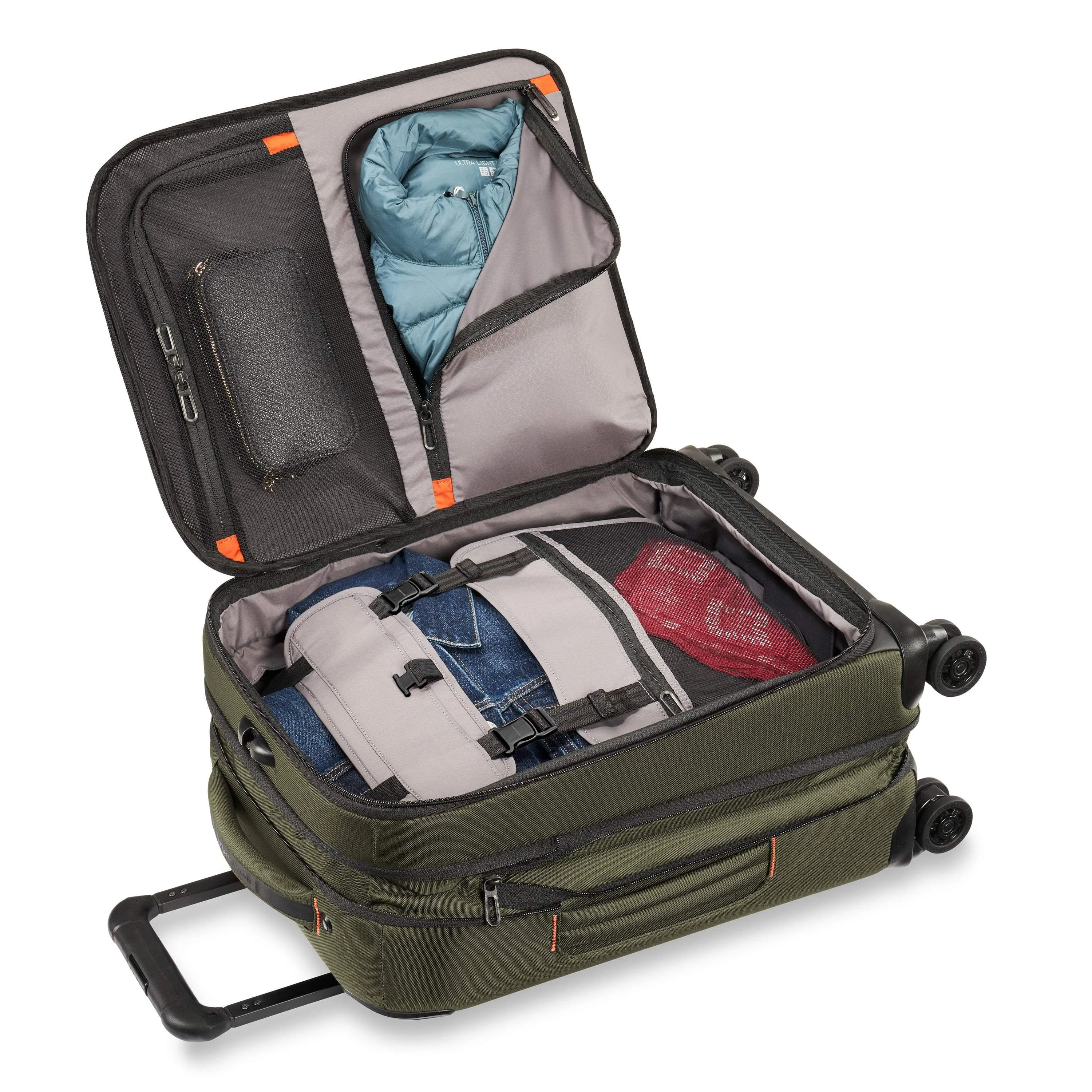 Briggs & Riley ZDX 21" Carry-On Expandable Spinner Luggage