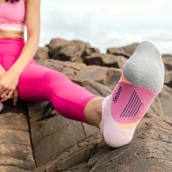 Feetures Women's Sock Elite Light Cushion Sock - Pink Blitz