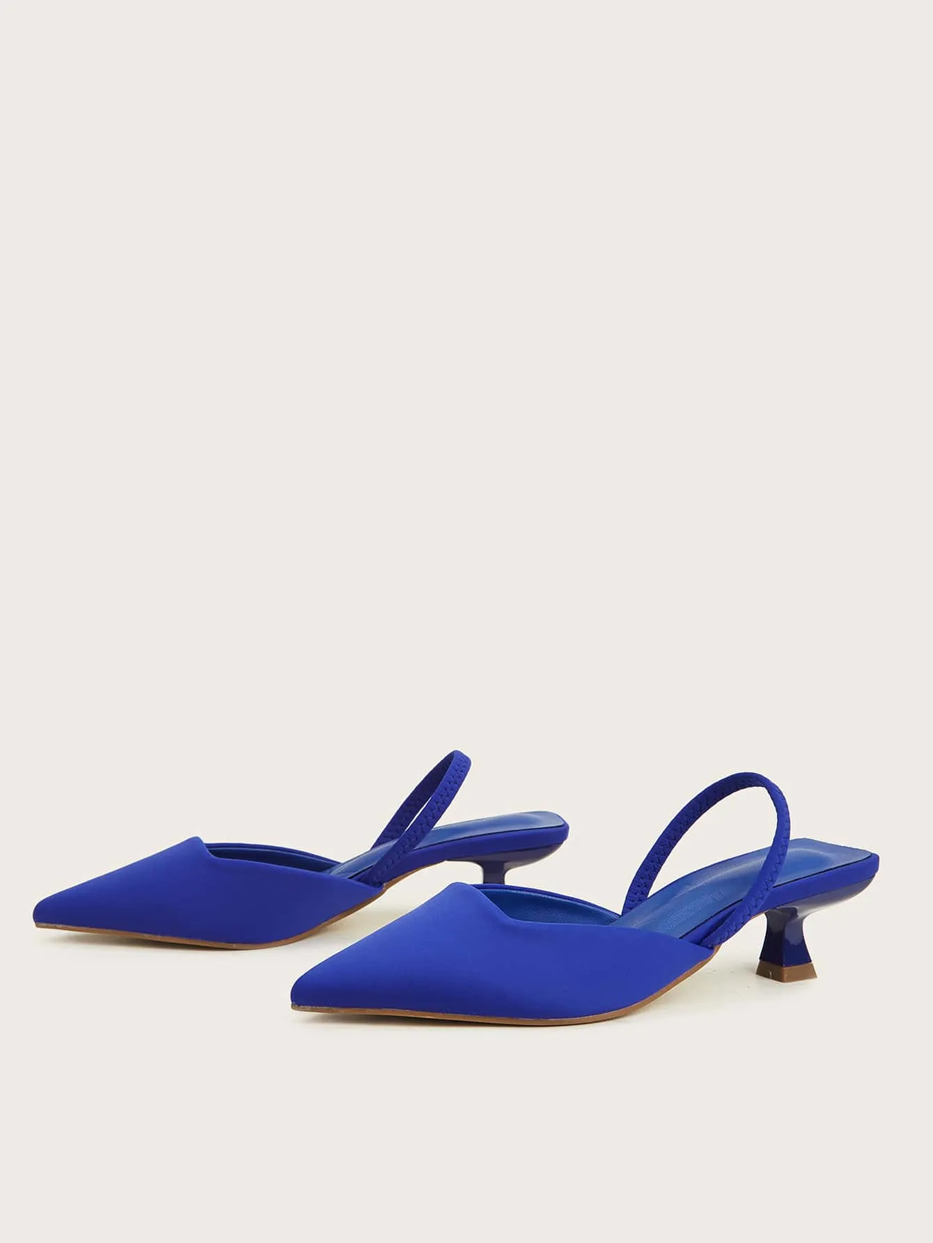 Minimalist Point Toe Slingback Heels