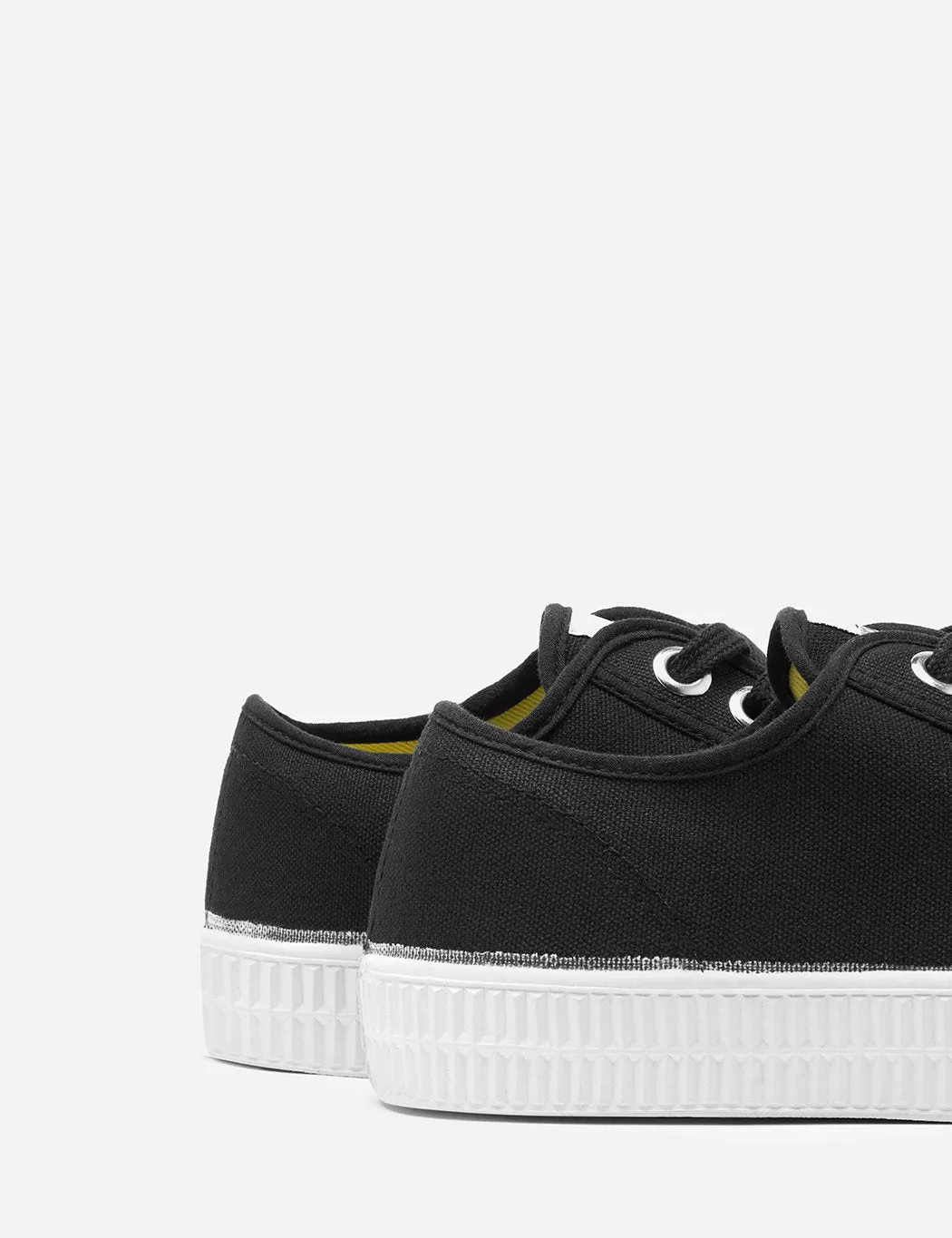 Novesta Star Master Trainers (Canvas) - Black