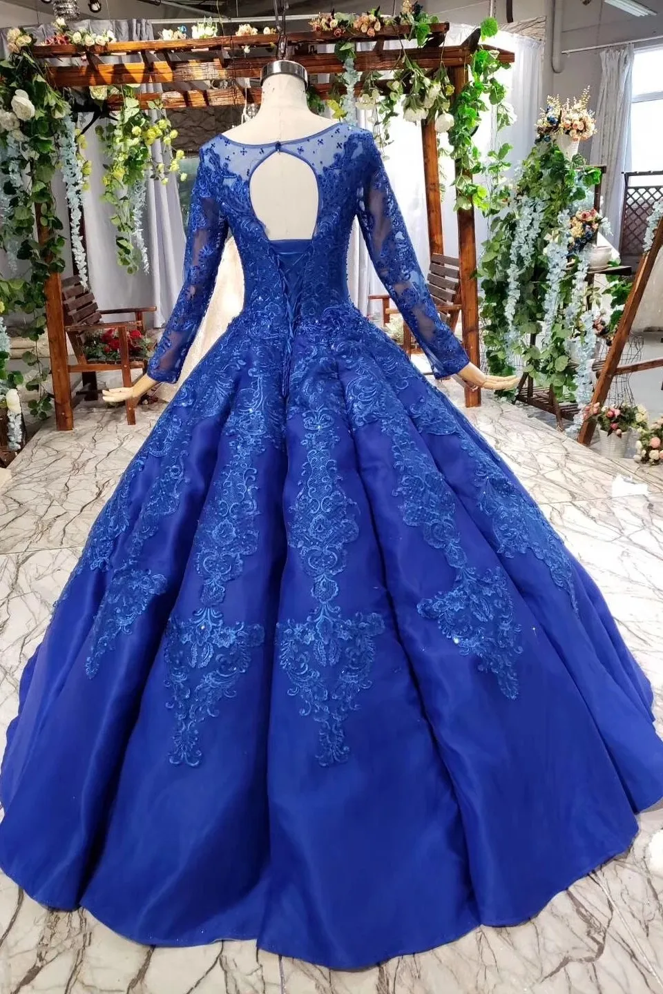 Royal Blue Long Sleeves Ball Gown Prom Dresses, Puffy Quinceanera Dress with Appliques UQ2030