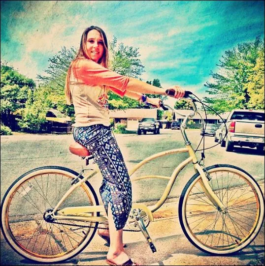 sixthreezero Scholar Woman Single Speed 26" Cruiser Bicycle