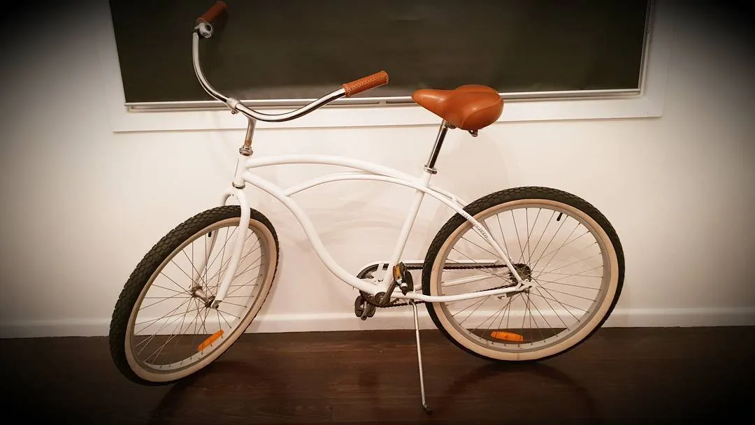 sixthreezero Scholar Woman Single Speed 26" Cruiser Bicycle