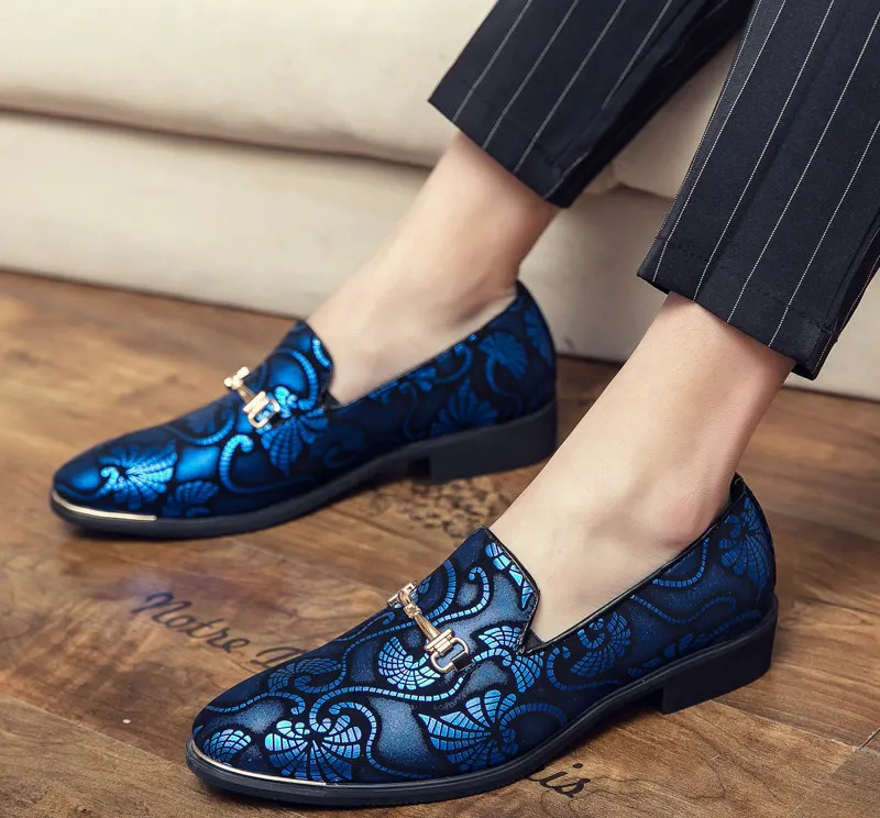 Split Leather Leaf Patterned Loafers