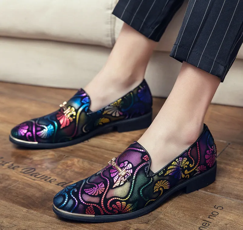 Split Leather Leaf Patterned Loafers