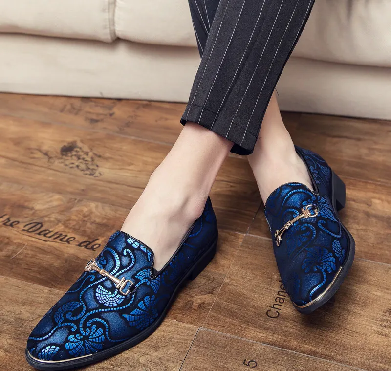 Split Leather Leaf Patterned Loafers