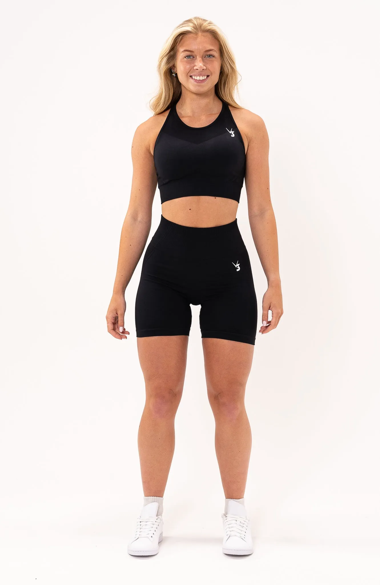 Tempo Seamless Scrunch Shorts & Sports Bra Set - Black