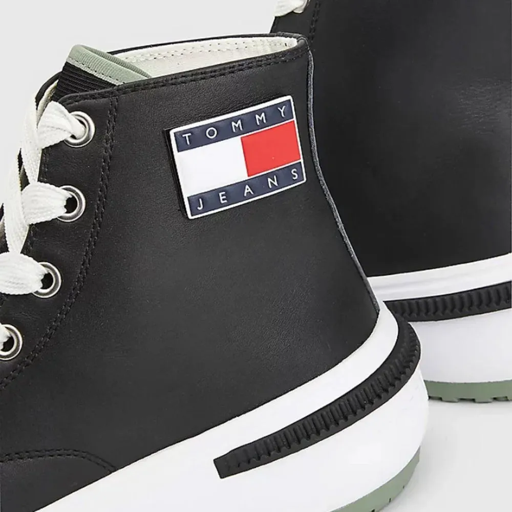 Tommy Hilfiger Chunky Cleat Leather Trainers Women - BLK