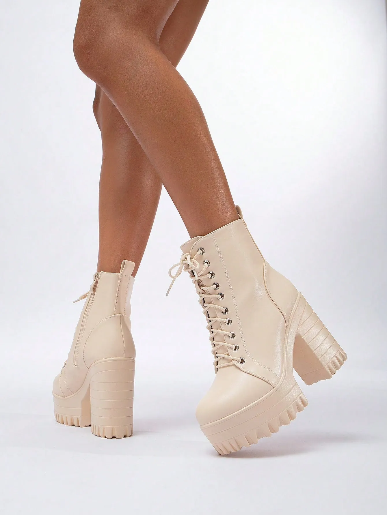 Women Minimalist Lace Up Front Chunky Heeled Combat Boots